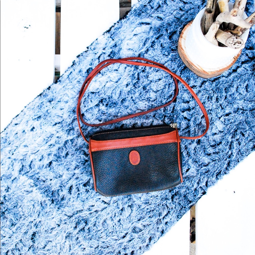 Liz Claiborne Vintage Black/Tan Leather Purse (H2)